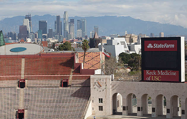 la-skyline-coliseum-rams.jpg